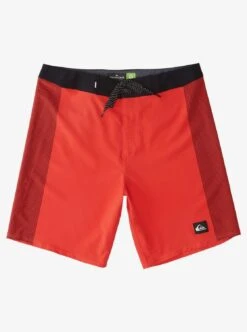 Quiksilver Highlite Arch 19" In Red Boardshort